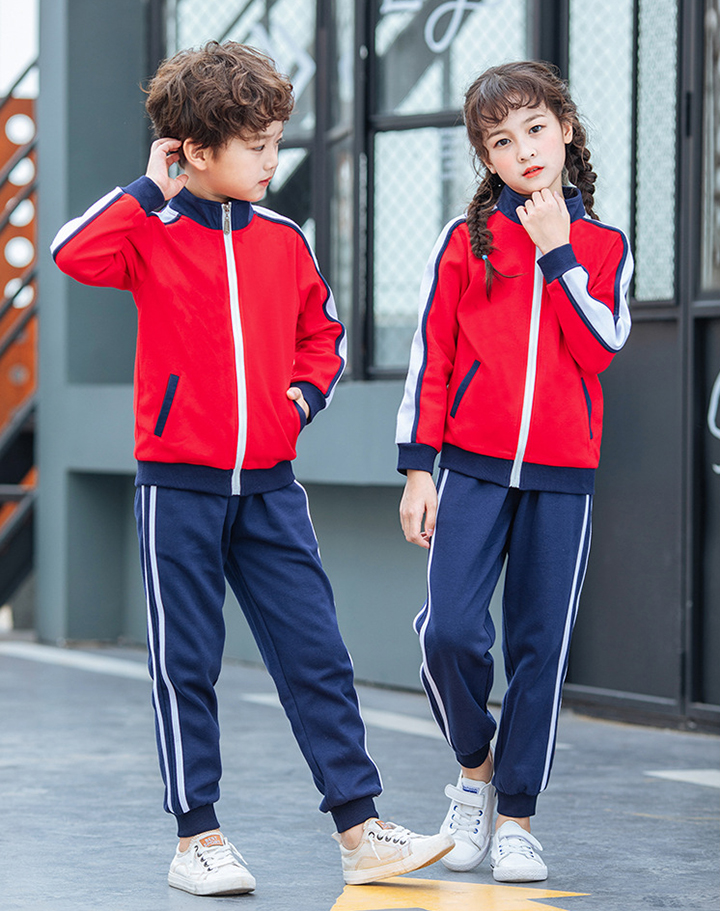 秋季紅色校服