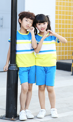 時尚小學生校服定做套裝幼兒園園服批發初中生校服定制高中生校服工廠AM17TZ037