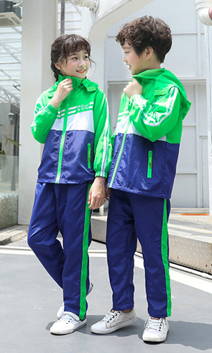 佛山綠色沖鋒衣校服套裝