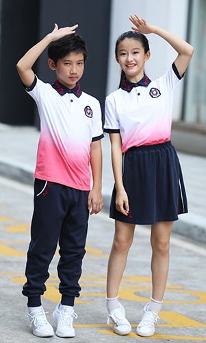 漸變色夏裝小學(xué)生校服